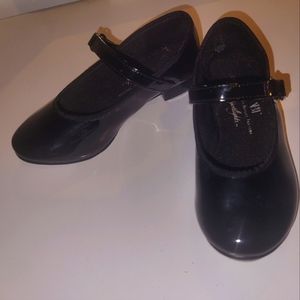 ABT Spotlights Tap Shoes Black size 8T